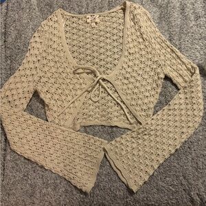 Hippie Rose - knit crop sweater
Never worn, size M, bell bottom sleeves